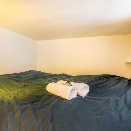 アパート Guestready - Rustic Loft In Ste. Marguerite パリ
